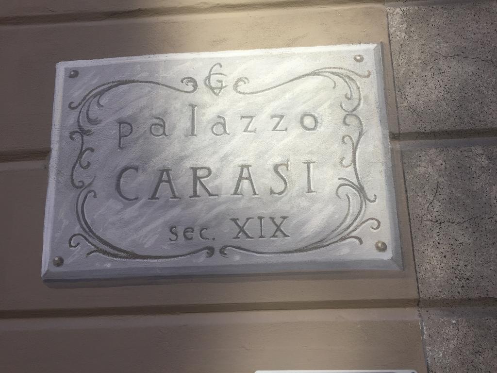 Palazzo Carasi Apartments เกรโมนา ภายนอก รูปภาพ