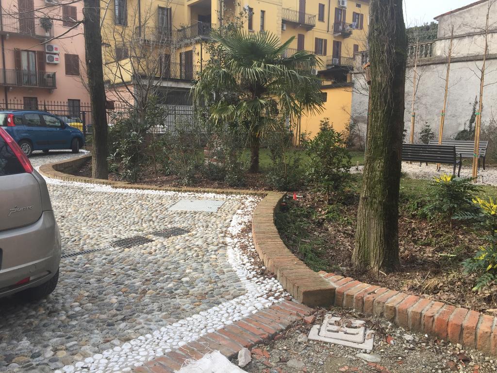 Palazzo Carasi Apartments เกรโมนา ภายนอก รูปภาพ